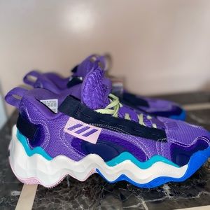 Adidas Exhibit B Women’s Basketball Shoes